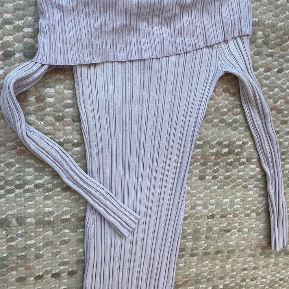 H&M Lavender Ribbed Knit Accessory - Picture 3 of 4